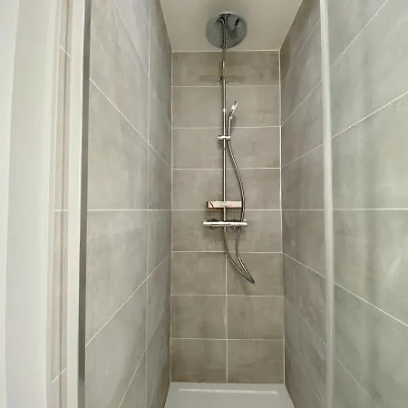 Ora - 22m² - Climatise Avec Balcon Privatif 公寓