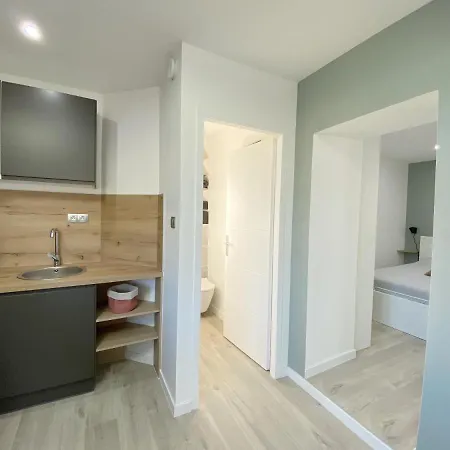 Apartment Ora - 22m² - Climatise Avec Balcon Privatif Bassens (Savoie)